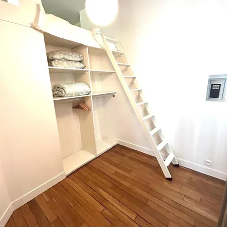 Apartament Appartcity Champs Elysee *